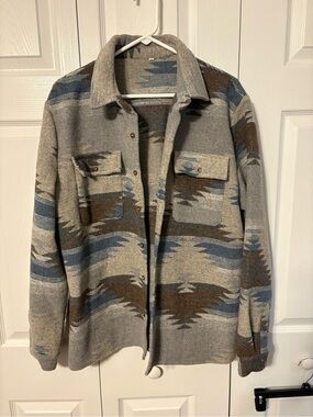 Button-Front Aztec Pattern Shirt Jacket in Gray, Blue & Brown